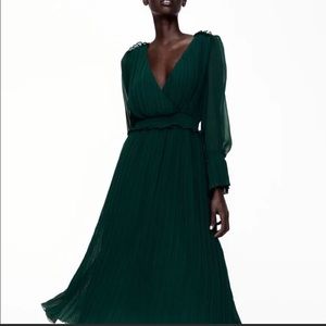 NWT Zara Green Midi Pleated Dress (S)